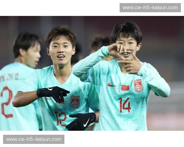 亚洲杯巅峰对决:韩国与日本的宿命恩怨与荣耀之争 亚洲杯巅峰对决:韩国与日本的宿命恩怨与荣耀之争
